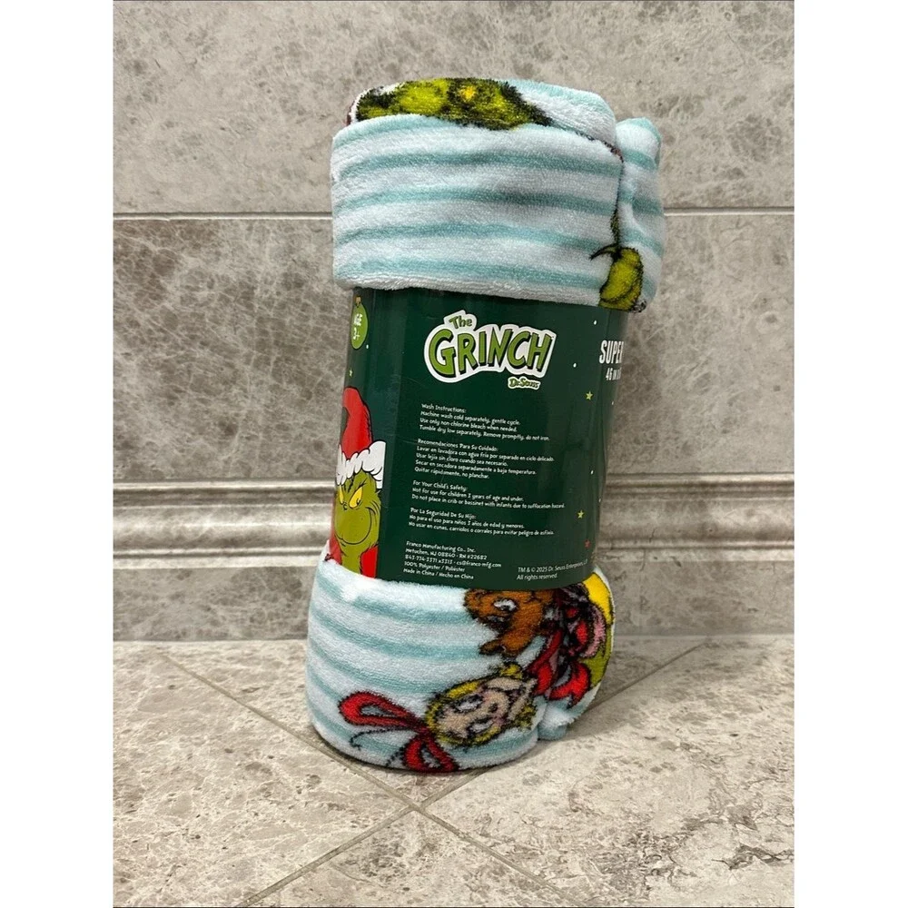 The Grinch Super Plush Throw Blanket NEW Dr Seuss Soft Warm 46” X 60”